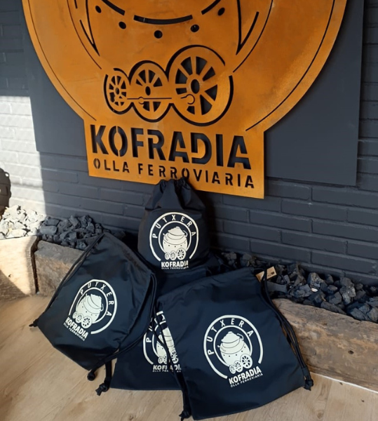 Mochila negra